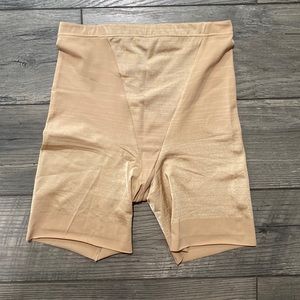 Size M Flexess shapewear